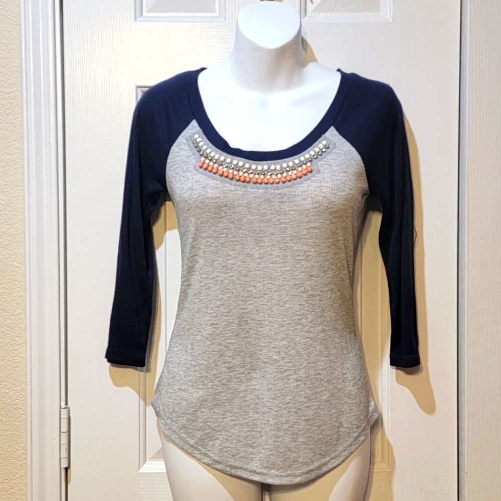 NWT Princess Vera Wang Embellished Baseball Tee